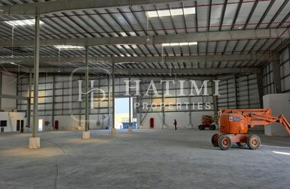 Warehouse - Studio - 1 Bathroom for rent in Umm Al Thuoob - Umm Al Quwain