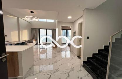 Apartment - 3 Bedrooms - 3 Bathrooms for rent in Al Maryah Vista - Al Maryah Island - Abu Dhabi
