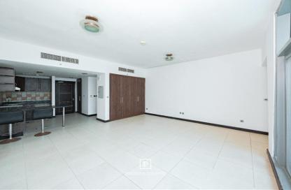 Apartment - Studio - 1 for rent in Indigo Tower - JLT Cluster D - Jumeirah Lake Towers - Dubai