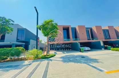 Townhouse - 3 Bedrooms - 4 Bathrooms for sale in Robinia - Masaar - Tilal City - Sharjah