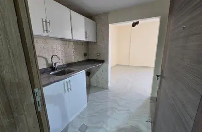 Apartment - 1 Bathroom for rent in Al Jurf 3 - Al Jurf - Ajman Downtown - Ajman