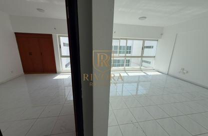 Apartment - 1 - 2 for rent in AAAF 2 Building - Al Mankhool - Bur Dubai - Dubai