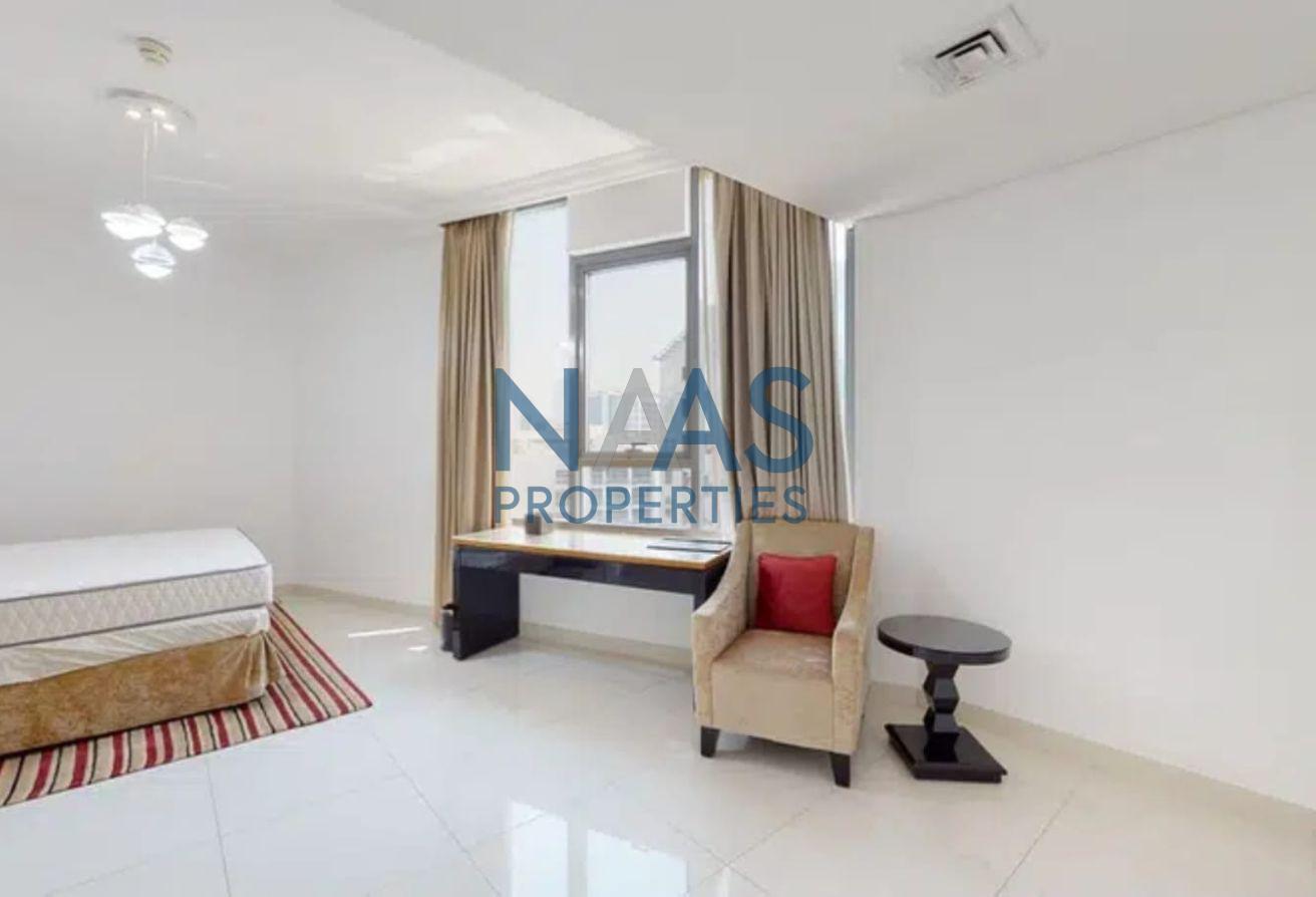 Pool View | Prime Location | Elegant Apartment photo 7