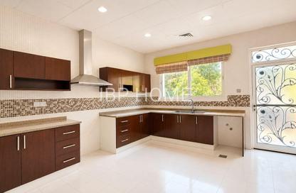 Villa - 5 Bedrooms - 6 Bathrooms for rent in Nad Al Sheba Gardens 2 - Nad Al Sheba Gardens - Nad Al Sheba 1 - Nad Al Sheba - Dubai Villa - 5 Bedrooms - 6 Bathrooms for rent in Nad Al Sheba Gardens 2 - Nad Al Sheba Gardens - Nad Al Sheba 1 - Nad Al Sheba - Dubai