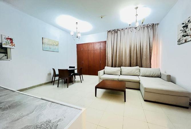 64430110 - Property Main Image