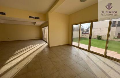 Apartment - 3 Bedrooms - 3 Bathrooms for sale in The Townhouses at Al Hamra Village - Al Hamra Village - Ras Al Khaimah