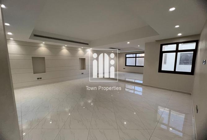 75011453 - Property Image 3