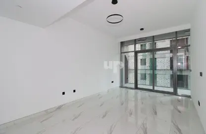 Apartment - 1 Bedroom - 2 Bathrooms for rent in Royal Regency - Business Bay - Dubai