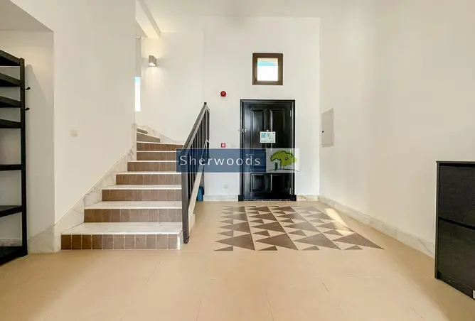 107274903 - Property Image 2
