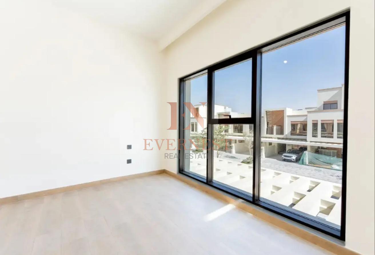 Luxury Lagoon Living | Prime Community photo 19