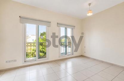 Villa - 2 Bedrooms - 4 Bathrooms for rent in Springs 10 - The Springs - Dubai
