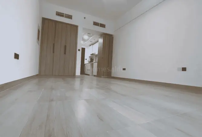 72306463 - Property Image 2