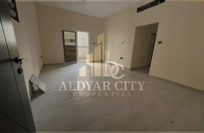 شقة - غرفة نوم - 2 حمامات للايجار في برج النعيمية  2 - أبراج النعيمية - النعيمية - عجمان