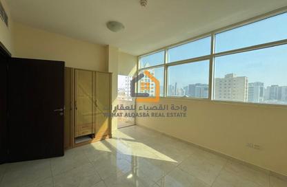 Apartment - 1 Bedroom - 2 Bathrooms for rent in Dar Al Majaz - Jamal Abdul Nasser Street - Al Majaz - Sharjah