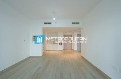 Apartment - 1 - 2 for sale in Waters Edge - Yas Island - Abu Dhabi