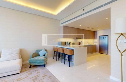 Apartment - 1 Bedroom - 2 Bathrooms for sale in The Palm Tower - Palm Jumeirah - Dubai