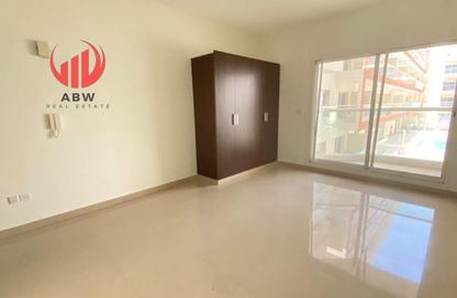 Whole Building - Studio - 1 for rent in Royal JVC Building - District 10 - Jumeirah Village Circle - Dubai