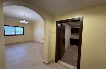 Apartment - 1 Bedroom - 2 Bathrooms for rent in Al Mraijeb - Al Jimi - Al Ain