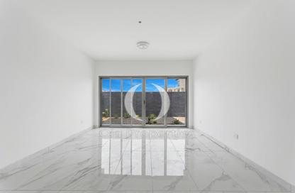 Villa - 3 - 4 for sale in Mulberry - Damac Hills 2 - Dubai Villa - 3 - 4 for sale in Mulberry - Damac Hills 2 - Dubai