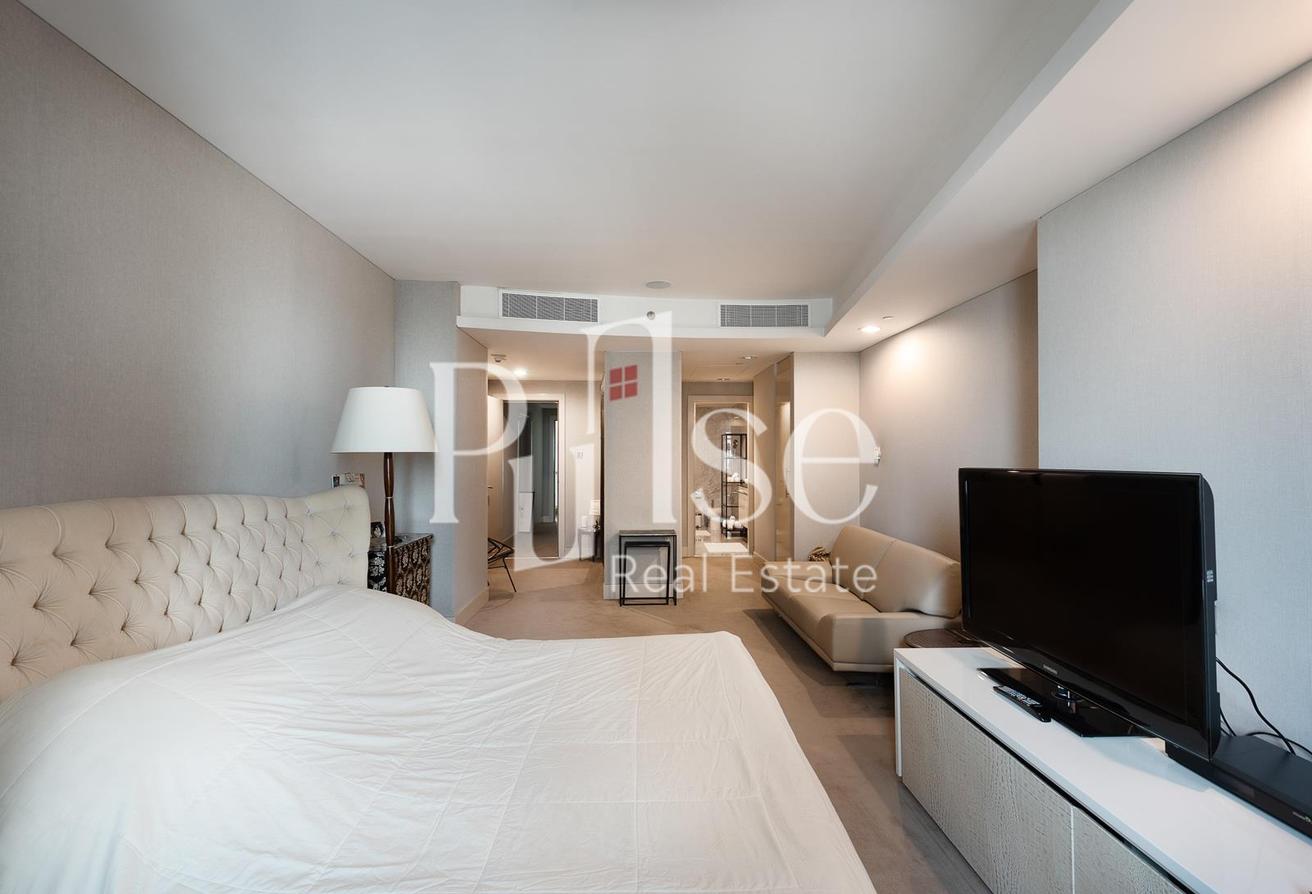 Furnished 3BR Duplex | High Floor | Vacant photo 17