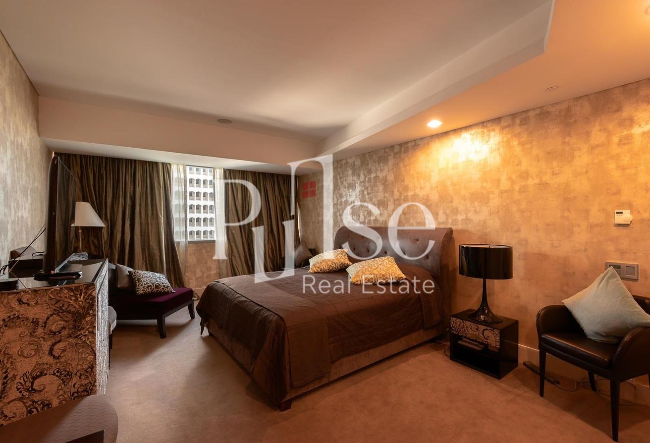 Furnished 3BR Duplex | High Floor | Vacant photo 14