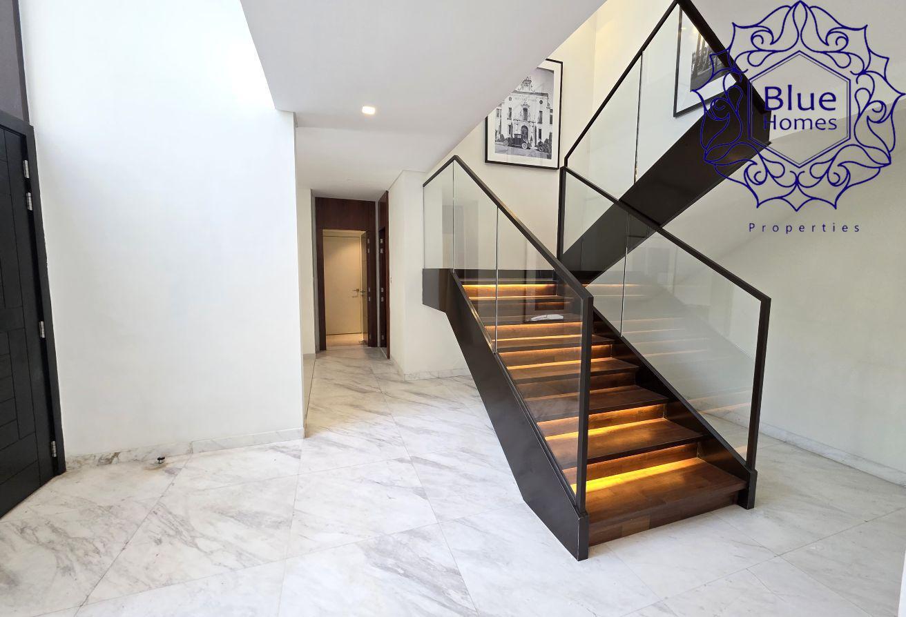 Furnished 4BHK+Maids|Spacious Size|Wooden Flooring photo 12