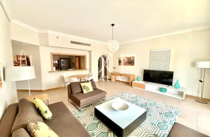 Whole Building - 2 Bedrooms - 3 Bathrooms for rent in Al Das - Shoreline Apartments - Palm Jumeirah - Dubai