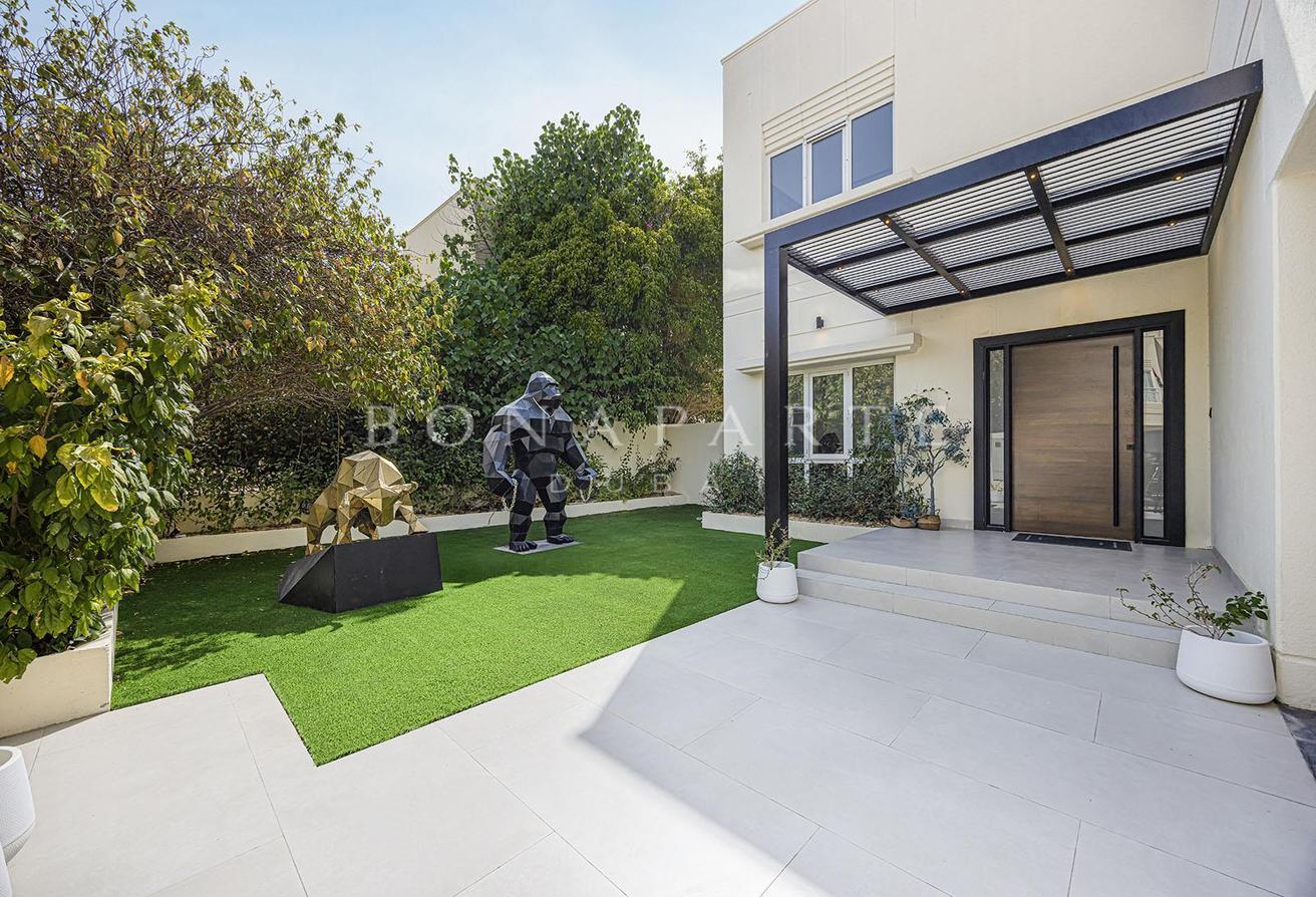 Upgraded | Exclusive Villa | Private Pool photo 25