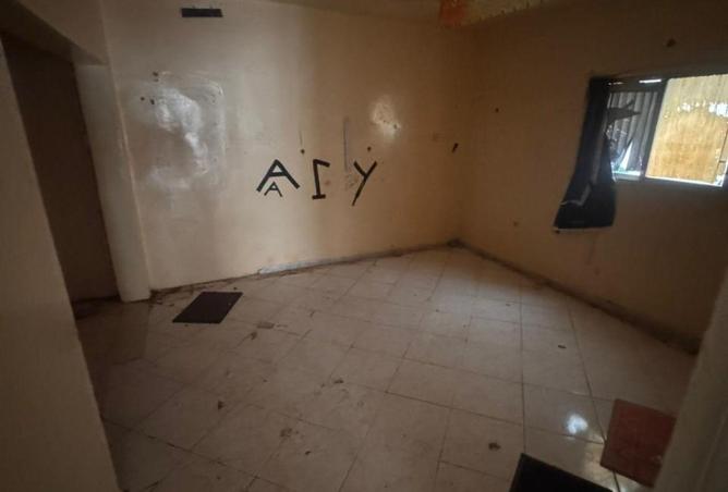 70302064 - صورة العقار 3