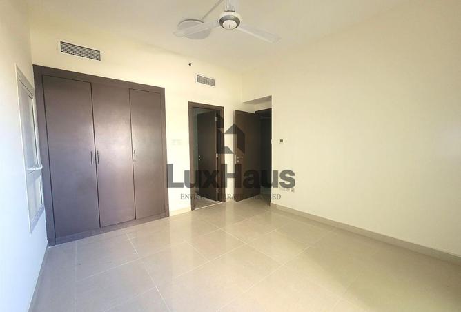 92715011 - Property Main Image