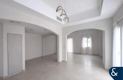 Villa - 3 Bedrooms - 3 Bathrooms for rent in Meadows 1 - Meadows - Dubai