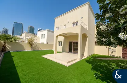Villa - 3 Bedrooms - 3 Bathrooms for rent in Meadows 1 - Meadows - Dubai