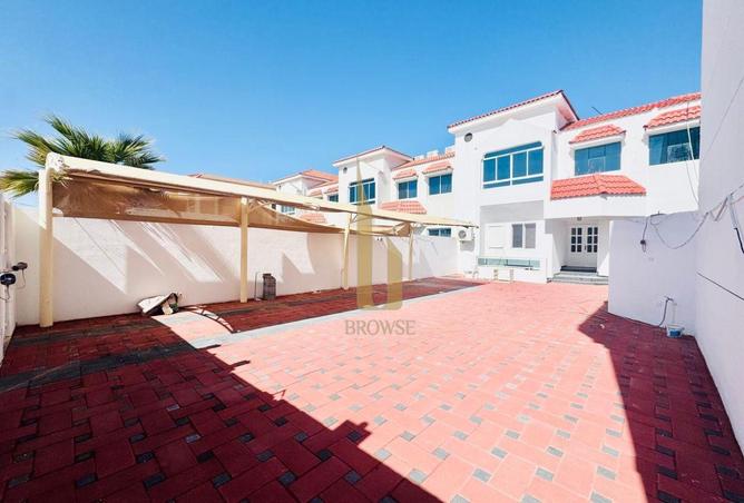 77364007 - Property Image 2