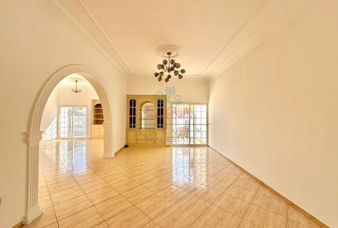 2OxLQSIo4Bs - صورة العقار 2