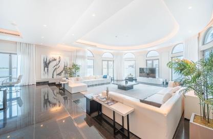 Villa - 5 Bedrooms - 7 Bathrooms for rent in Signature Villas Frond K - Signature Villas - Palm Jumeirah - Dubai