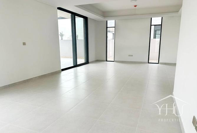 103680791 - Property Image 3