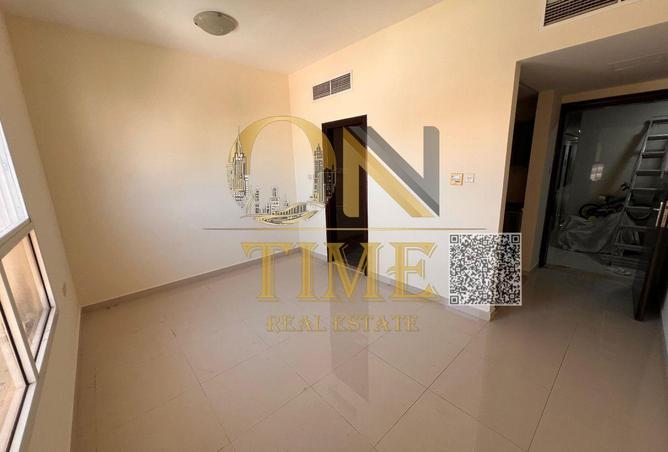 74254536 - Property Image 2