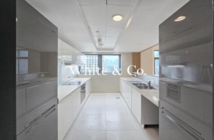 Apartment - 3 Bedrooms - 3 Bathrooms for rent in Claren Tower 2 - Claren Towers - Downtown Dubai - Dubai