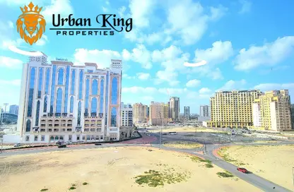 Apartment - 2 Bedrooms - 3 Bathrooms for rent in Al Jadaf Building - Al Jaddaf - Dubai