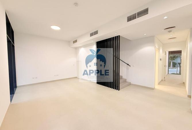 87031053 - Property Image 3