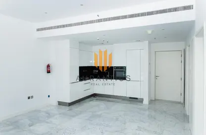 شقة - غرفة نوم - 2 حمامات للايجار في برج ذا باد - الخليج التجاري - دبي شقة - غرفة نوم - 2 حمامات للايجار في برج ذا باد - الخليج التجاري - دبي