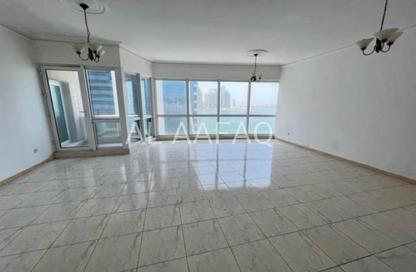 Apartment - 3 - 4 for rent in Al Majaz 2 - Al Majaz - Sharjah