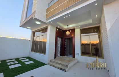 Villa - 4 Bedrooms - 6 Bathrooms for rent in Al Helio 2 - Al Helio - Ajman
