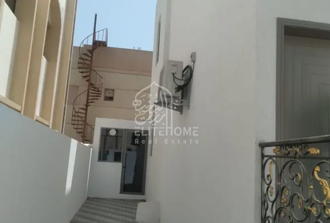 156002892 - Property Image 2