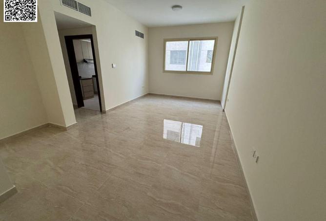 84085042 - Property Image 2