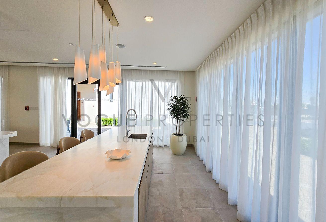 Corner Villa |Close to Amenities| Golf Course View photo 15
