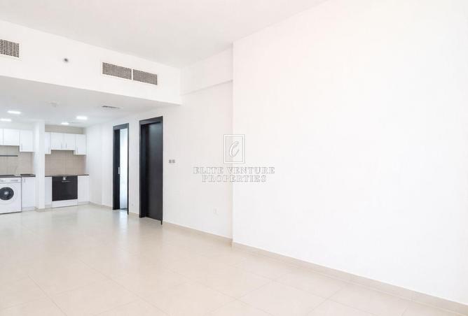 70280589 - صورة العقار 2