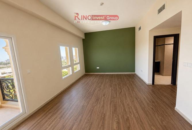126113202 - Property Image 2