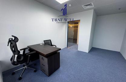 Business Centre - Studio - 4 Bathrooms for rent in Al Sawari Tower - Al Khalidiya - Abu Dhabi