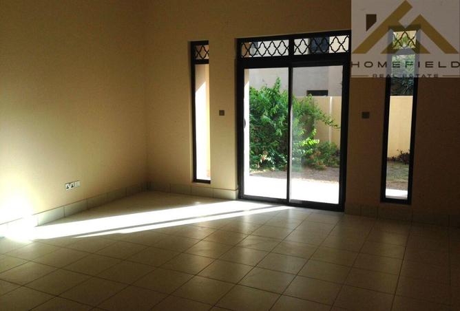 107318364 - Property Image 3